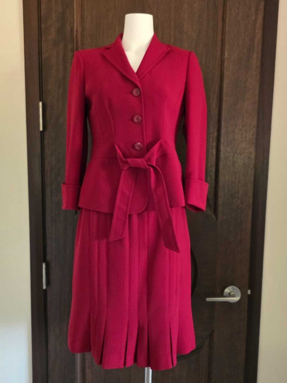 VINTAGE Anne Klein Size 6 Red Skirt Suit Belted Jacket Pleated Skirt Good Cond.